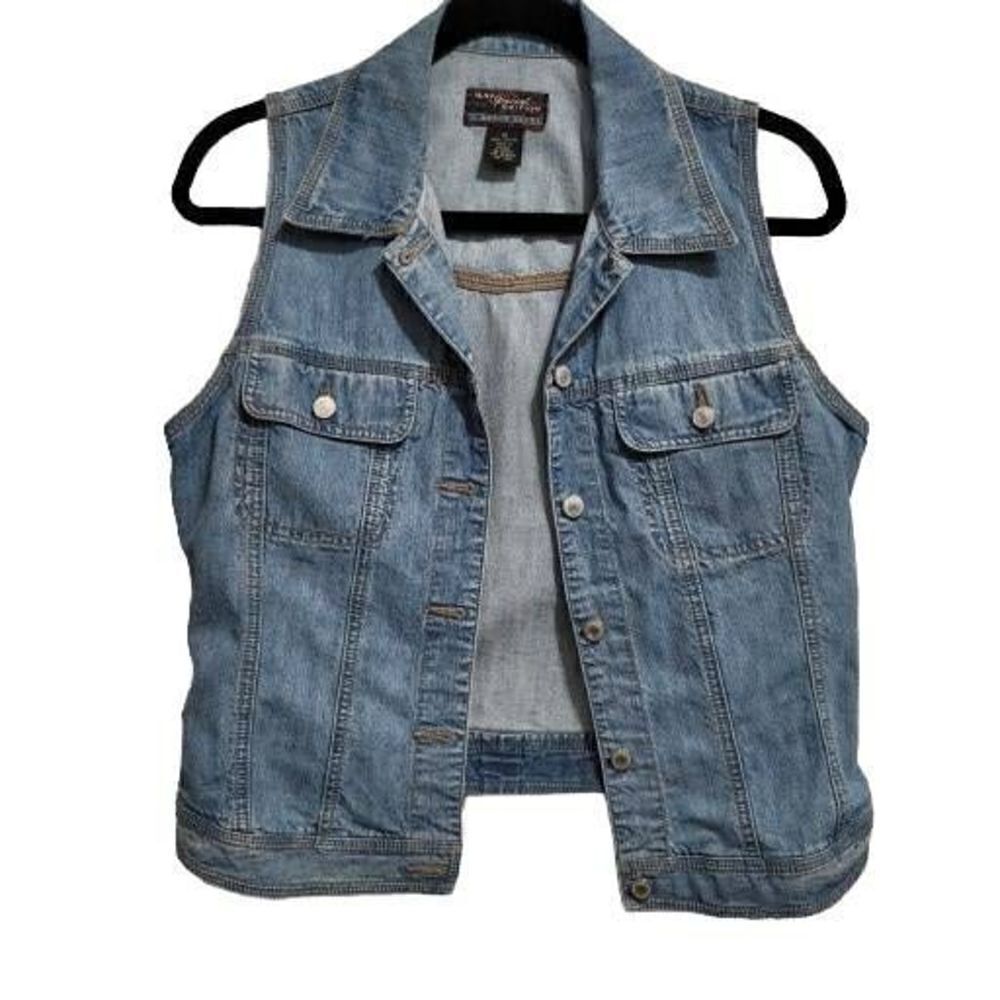 Gap Special Edition‎ A Breed Apart Vintage vest
